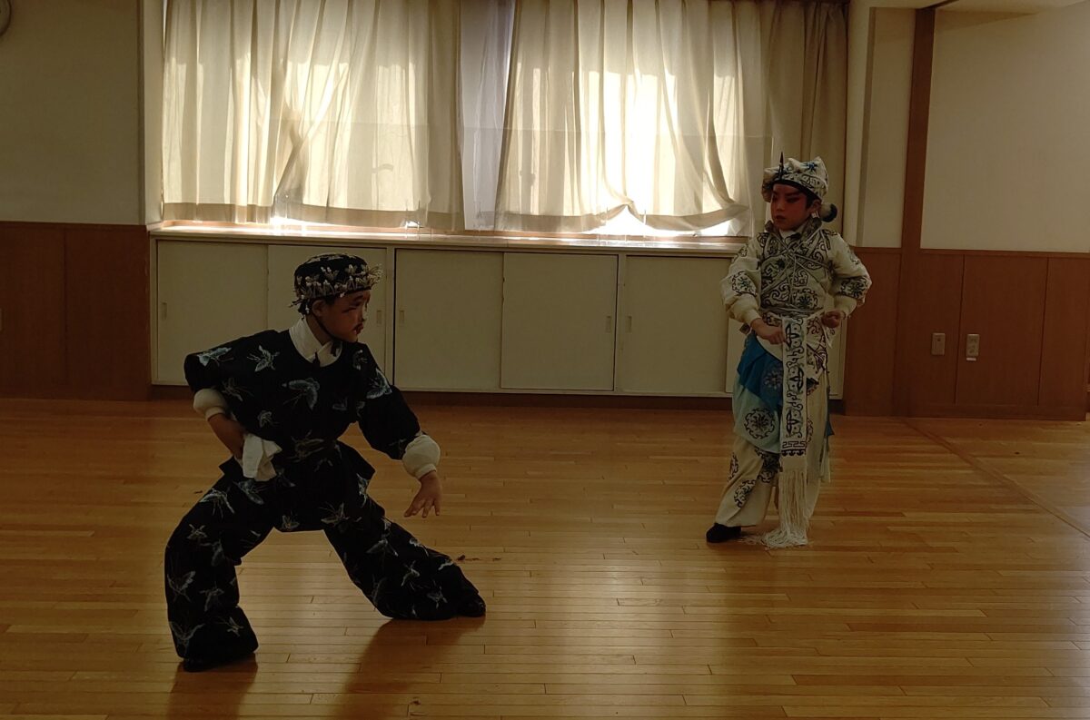 中国の伝統芸能「京劇」で福祉支援！