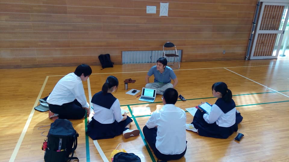 大人との対話によって若者の夢や志の扉を開きたい  ～中学・高校キャリアセミナー～