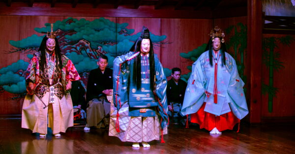 新作能「オルフェウス」の日本公演を「世界に配信」!