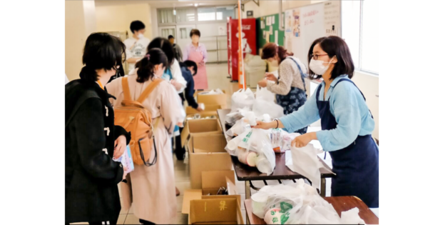 高等学校の中に居場所カフェ、開きます！