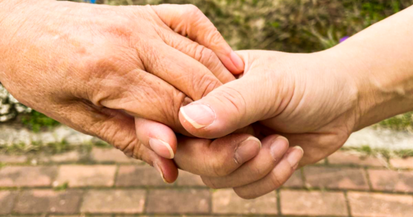 届けたい！笑顔と安心を。病気や障害を抱えながら暮らす人々へ