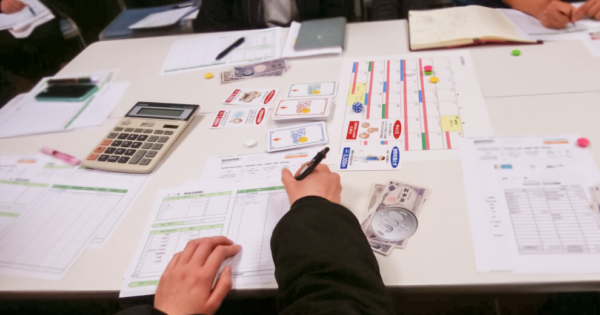 児童養護施設で暮らす子どもに、よりリアルなお金の管理を体験してもらいたい！